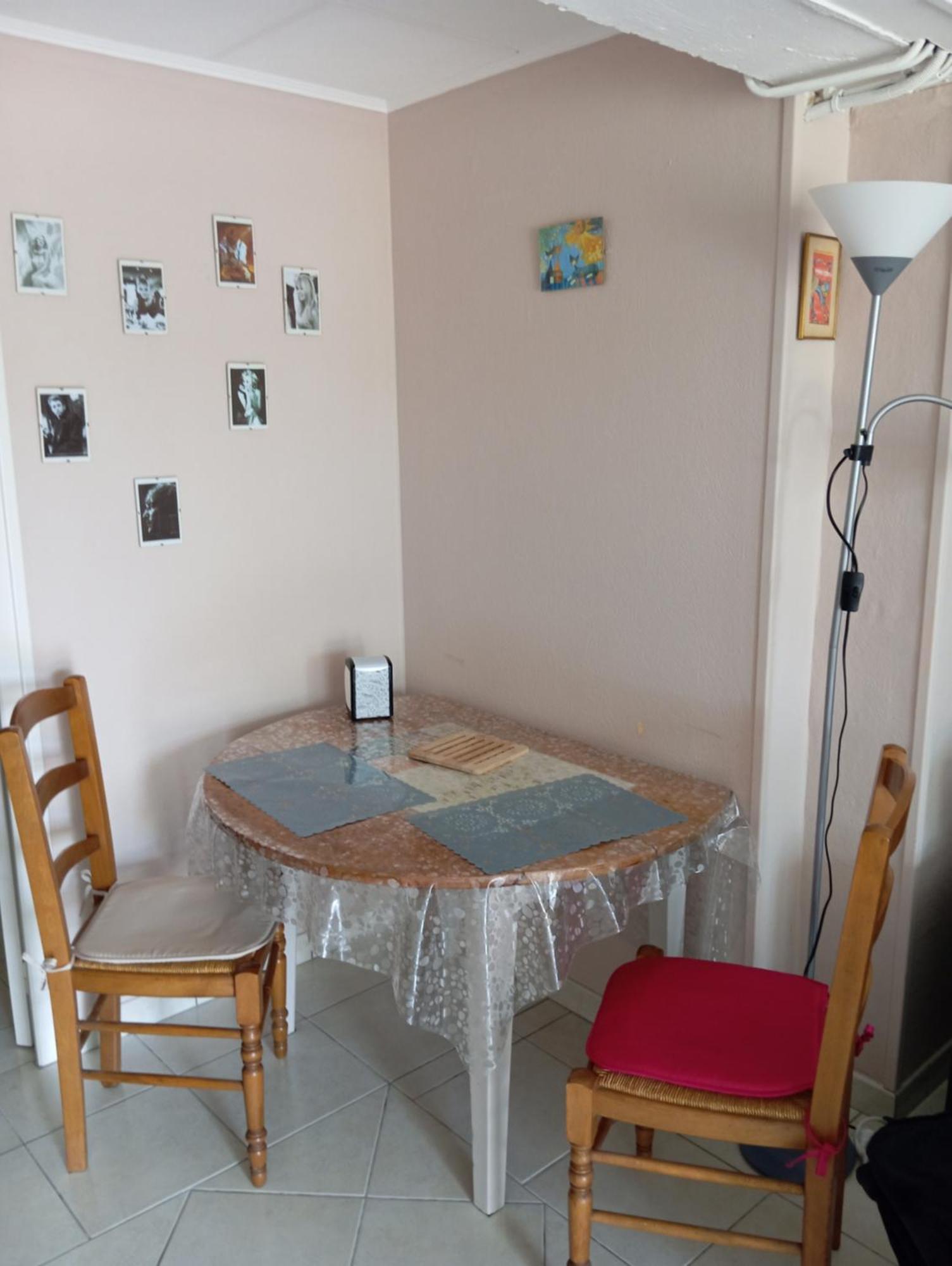 Bed and Breakfast La Salamandre De Chazelles 16 Exterior foto